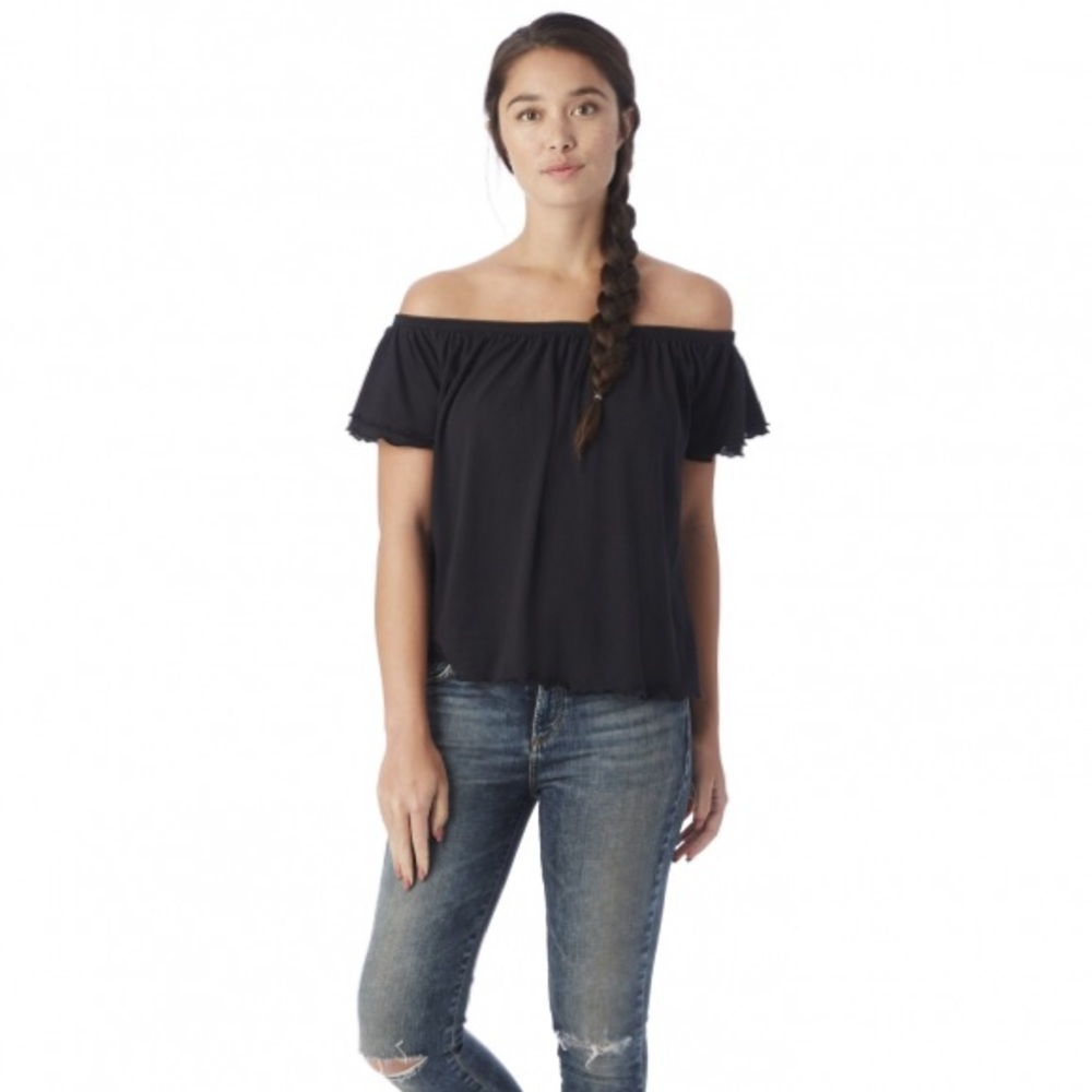 NWT Off The Shoulder BOHO Top